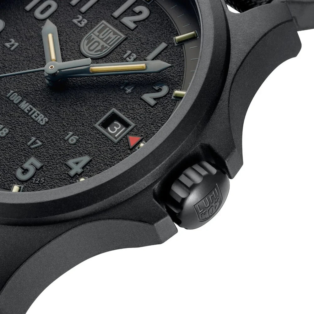 Pre-owned Luminox Atacama Field Black Dial Rubber Band Watch Xl.1961 43mm Sapphire Glass