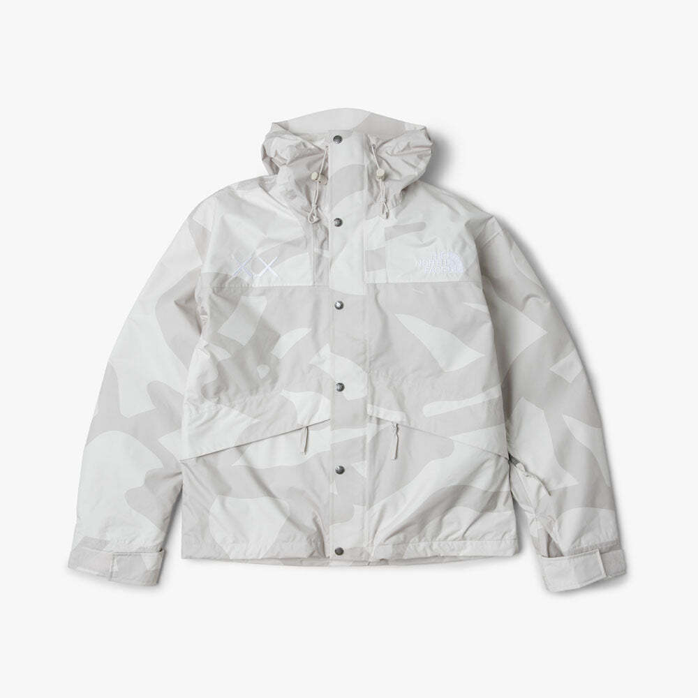 Size Large - The North Face x KAWS Retro 1986 Mountain