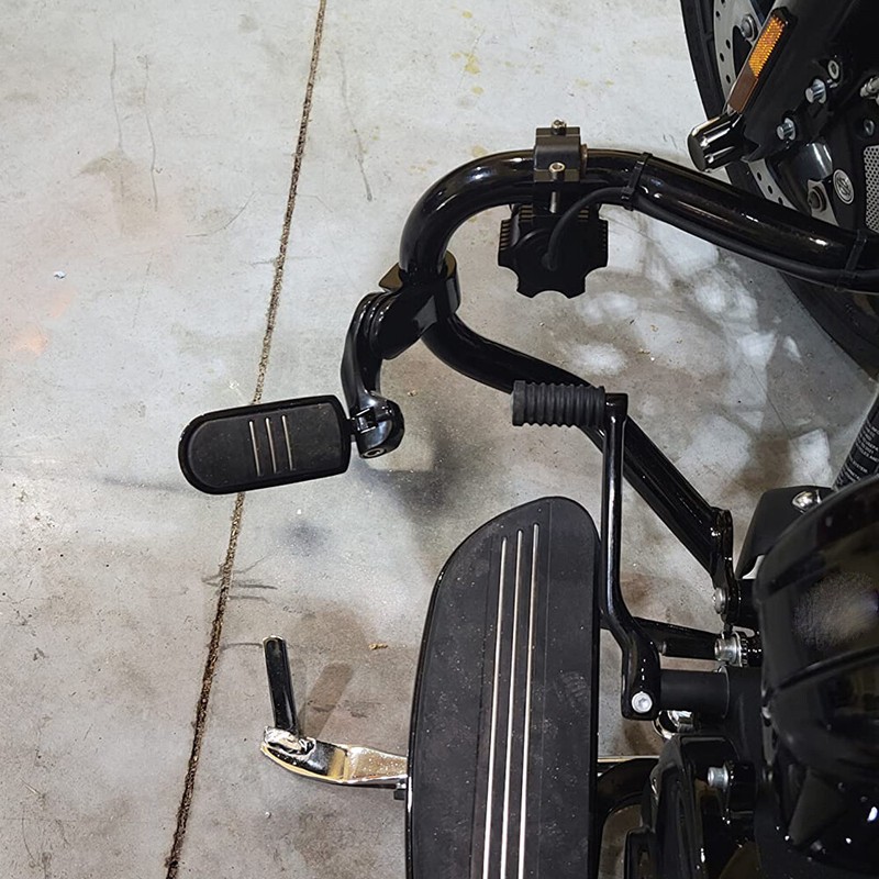 チョッパー Black Short Highway Foot Pegs Fit For Harley Road King