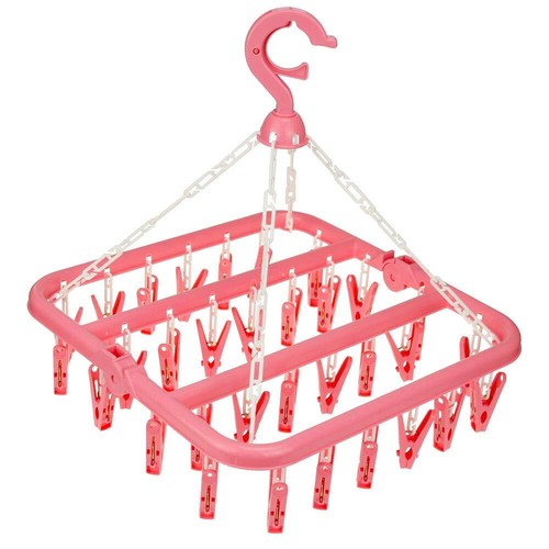 Овальный обеденный гарнитур из шести предметов коричневого и черного цветов с четырьмя стульями и сервантом