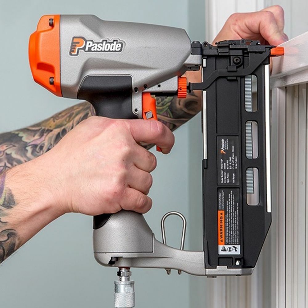 Paslode Air/Pneumatic Straight Finishing C Bradder Nail Gun T25016S
