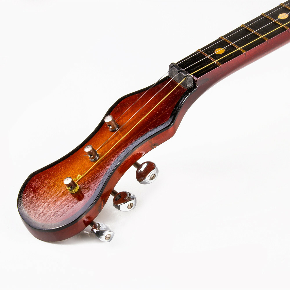 Real strings. Домра прима. real string.