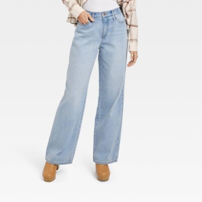 Women's High-Rise Wide Leg Jeans - Universal Thread Light Wash