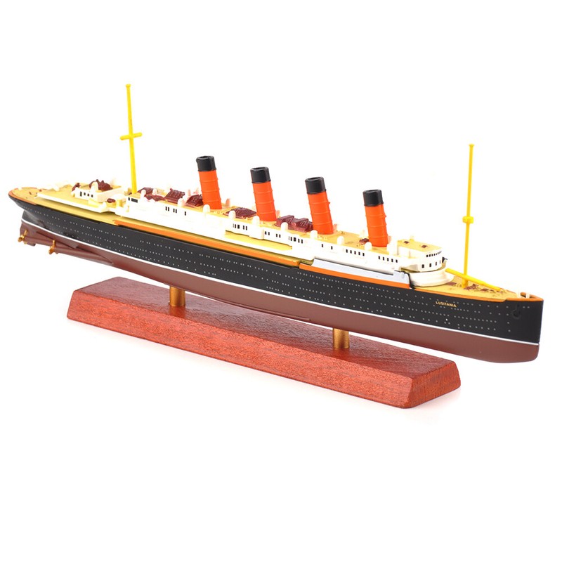 lusitania toy