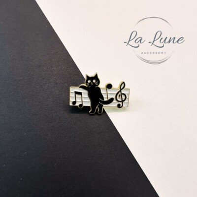 Black Cat Kitty Musical Notes Piano Keyboard Cute Enamel Pin Badge UK FREE SHIP