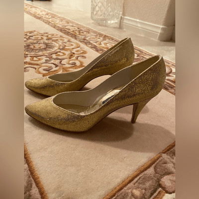 Mr. Seymour heels