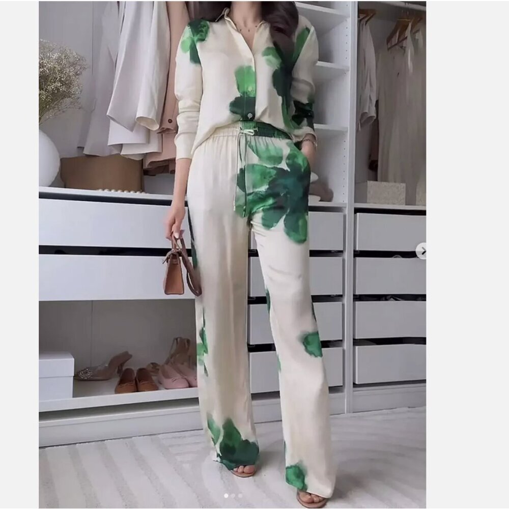 MURRAL framed flower pants ベージュ 38ミュラール MURRAL（ミューラル）の「MURRAL/mu21ss-0801 framed flower