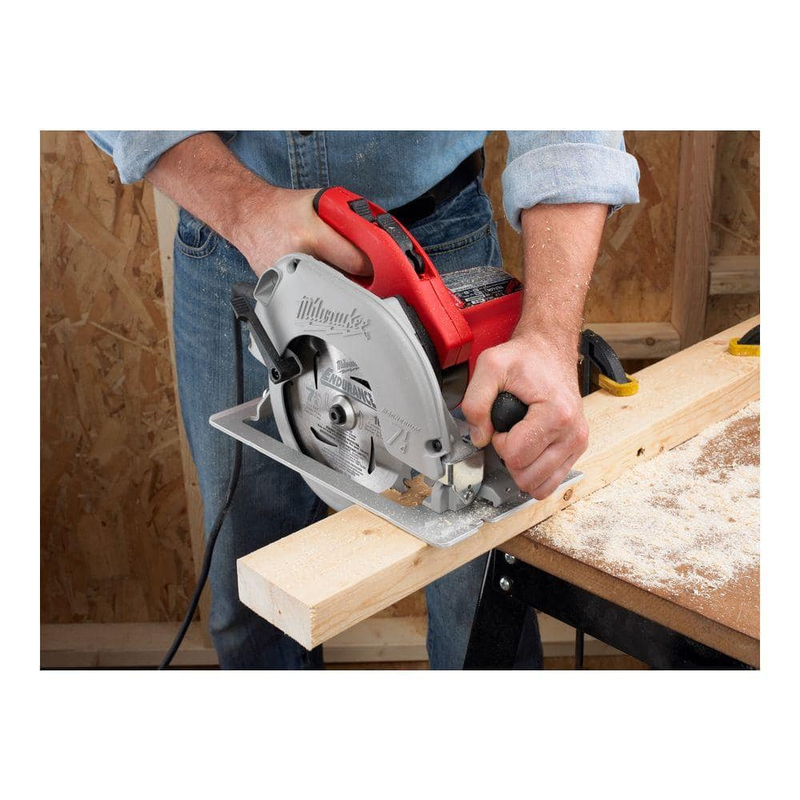 Milwaukee Tilt-Lok Circular Saw with Hard Case 7-1/4-Inch 15 Amp Power Tool