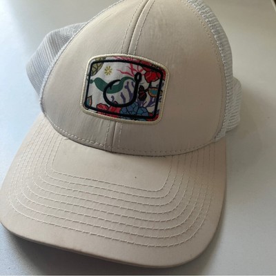 Sundaze Avid Gear Trucker Hat Floral Design White Beige