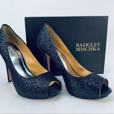 Badgley mischka sales black pumps
