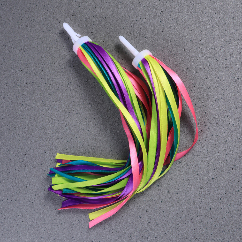 tricycle handlebar grips with streamers