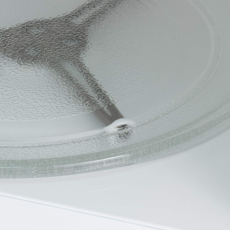 Westinghouse WCM770B 700 Watt Counter Top Microwave Oven, 0.7 Cubic Feet, Black