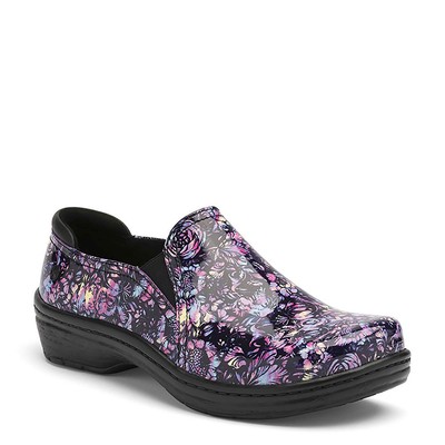 Женские слипоны Klogs Moxy