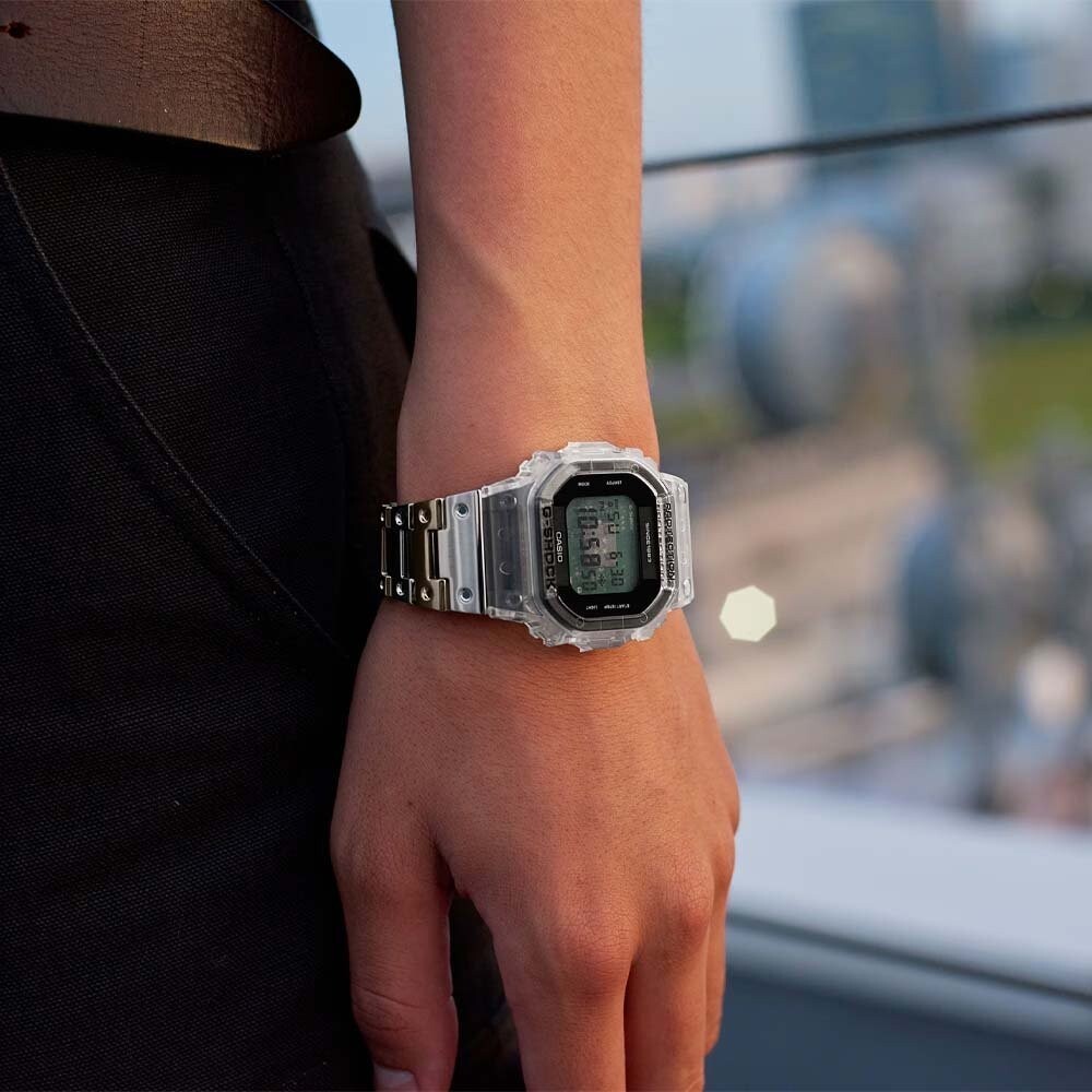 Pre-owned Casio G-shock 40th Anniversary Clear Remix Men's Watch Dwe-5640rx-7