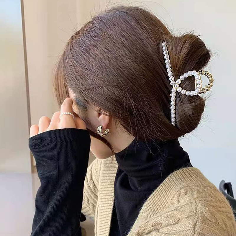 Pearl Hair Claw Clips for Women, Strong Hold Nonslip Threaded Metal Gold Barrett