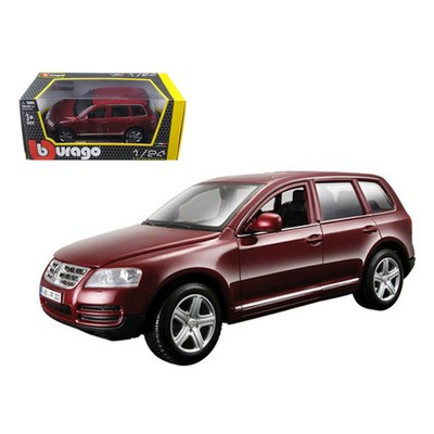 Volkswagen Touareg Burgundy 1/24 Diecast Model Car by Bburago 22015r