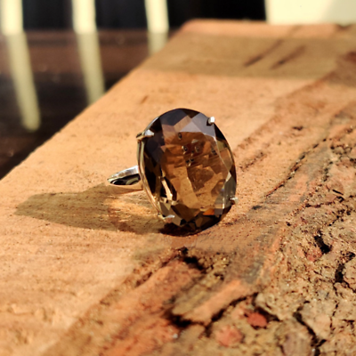 Smoky topaz deals