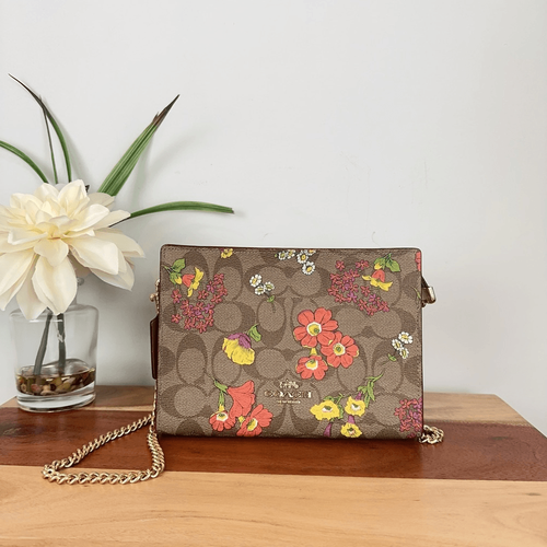 ショルダーバッグ・ポシェット COACH Slim Crossbody Bag Signature With Floral Print  CBA71 $_12.PNG?set_id=880000500F