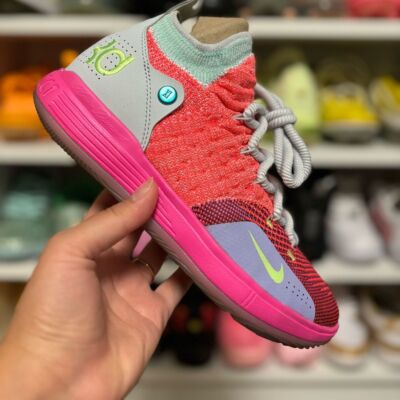 シューズ(男性用) KD11 Nike By You Mens Nike Zoom KD 11 Gold Splatter Basketball Shoes Size 9.5