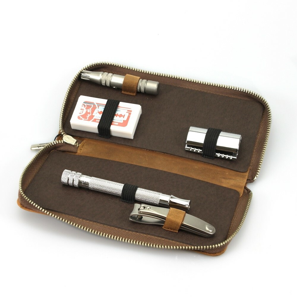Grooming Set With Blades, Nail Clipper & Nose Trimmer