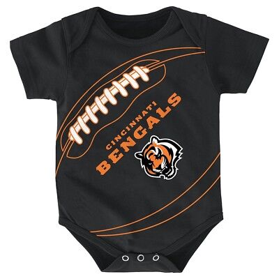 Cincinnati Bengals NFL Outerstuff Infant Black ''Fanatic'' Football Creeper