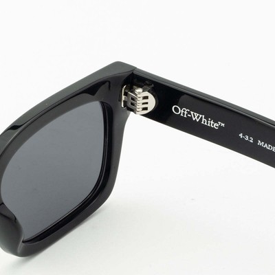 Pre-owned Off-white Oeri108s24pla0011007 Midland Black Sunglasses