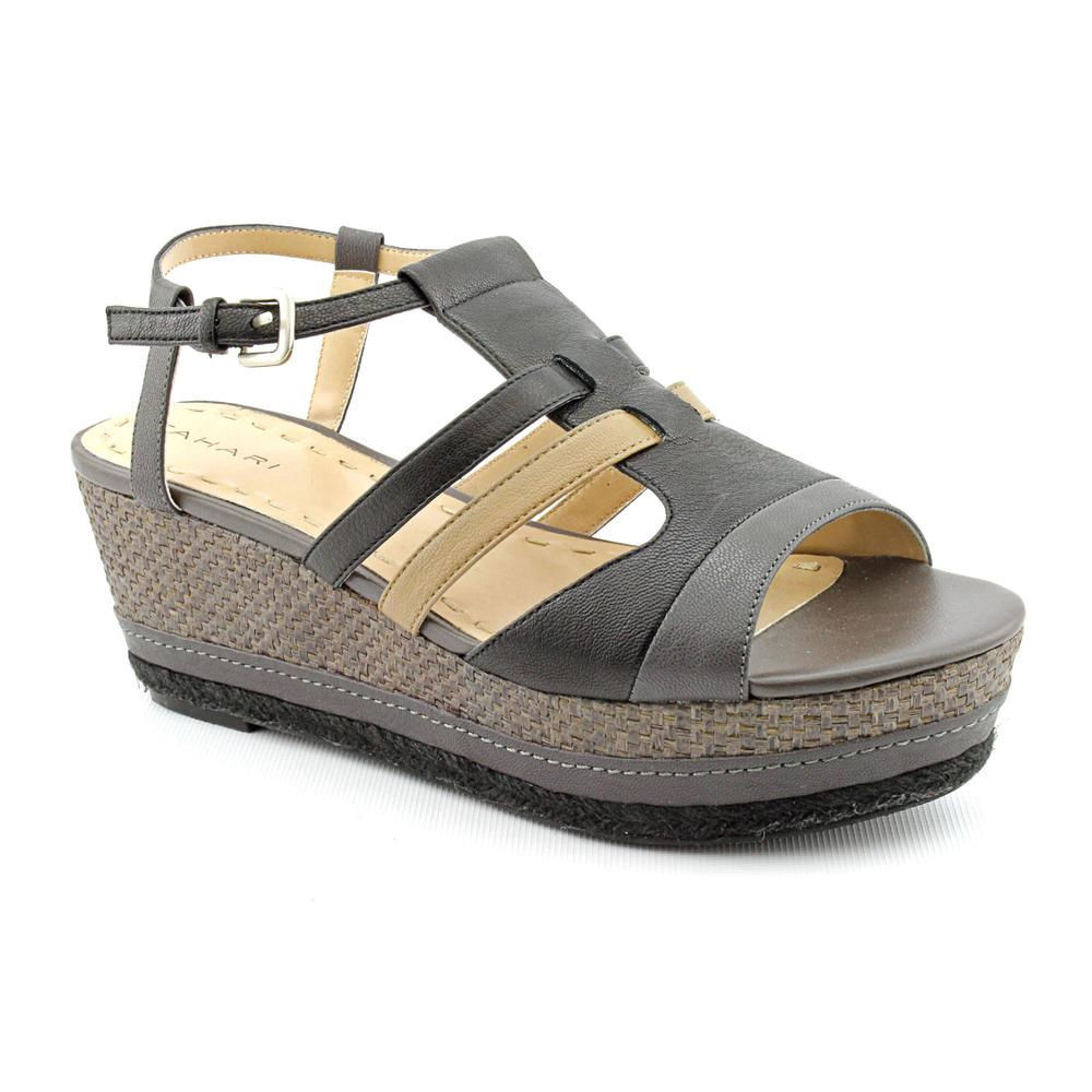 Sandálias e chinelos femininos de couro Tahari