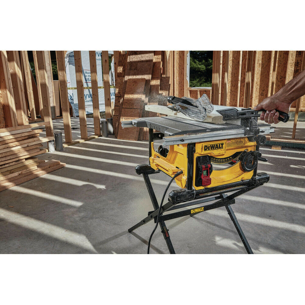 DeWalt DWE7485WS 15 Amp Compact 8-1/4 in. Jobsite Table Saw w/Stand NEW