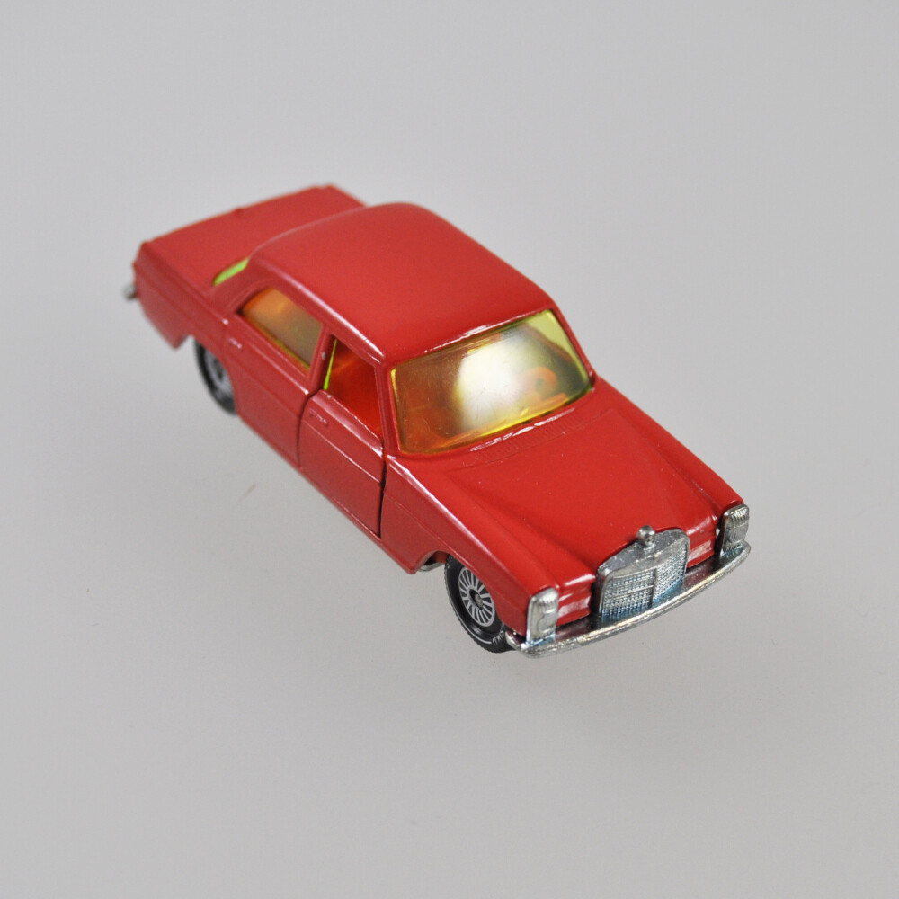 Siku V229 メルセデス230SLロードスター　m.ガレージ 61MsqTylMCL._UF350,350_QL80_.jpg