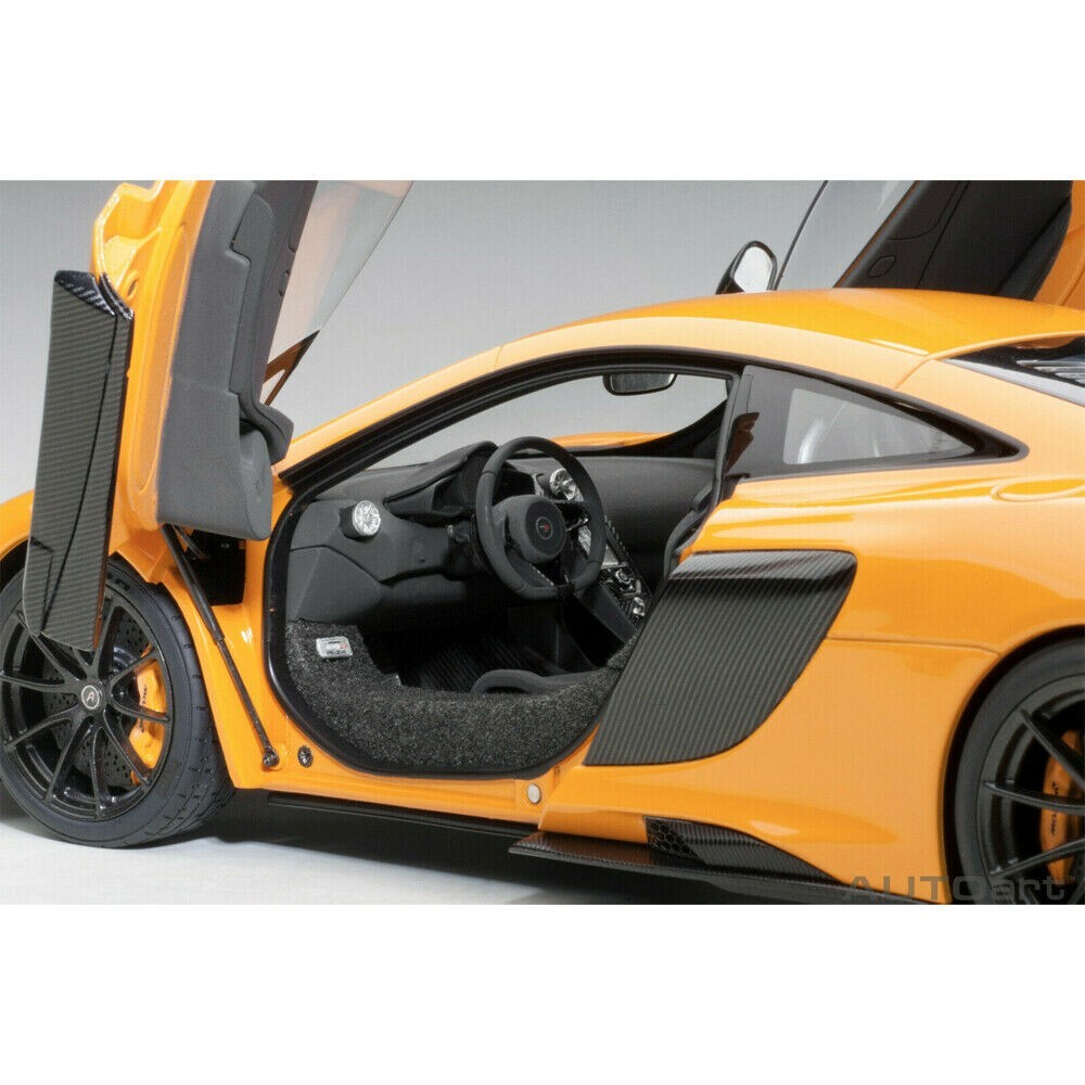 オートアート 1/18 マクラーレン 675LT Amazon | オートアート(AUTOart) 1/18 マクラーレン 675 LT
