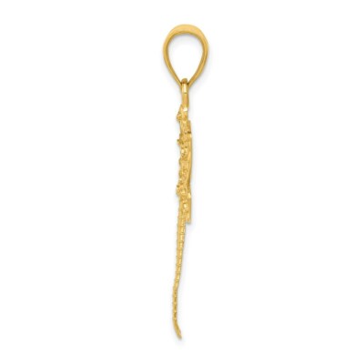 Pre-owned Superdealsforeverything Real 14kt Yellow Gold Diamond-cut Dragonfly Pendant