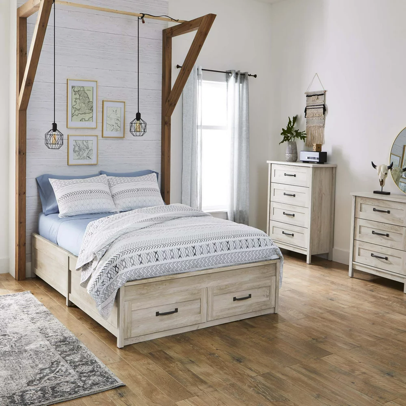 With Storage Drawers New