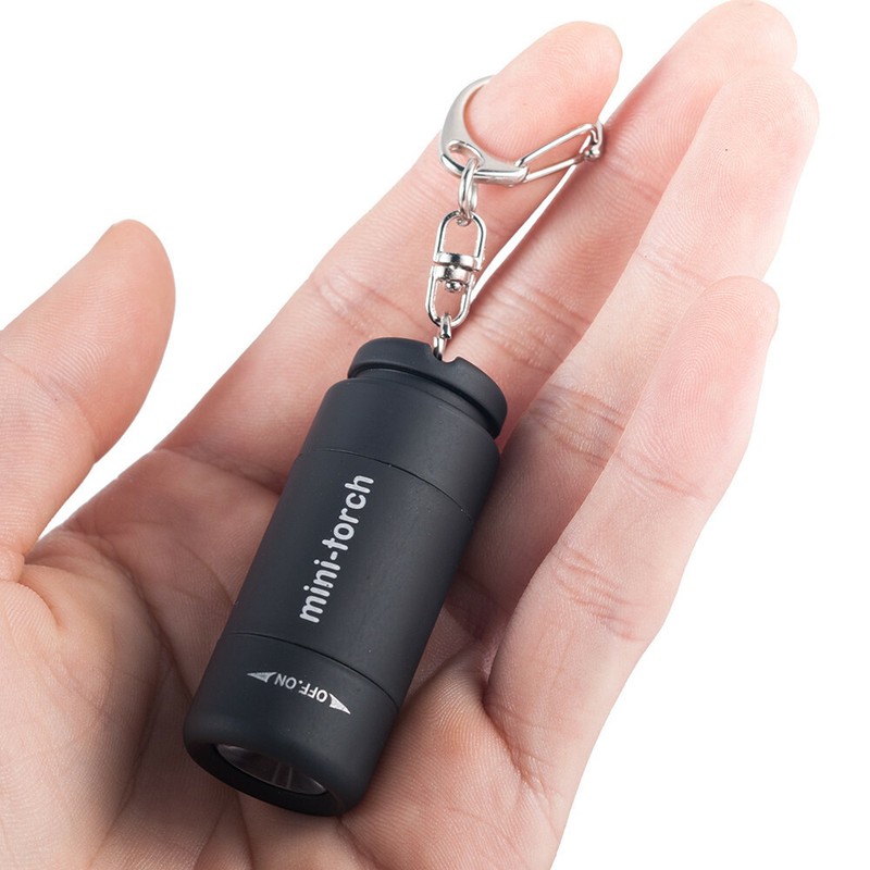 Portable Rechargeable USB DEL lampes de poche étanche Mini torche Keychain Lampe
