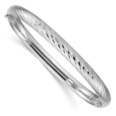 Pre-owned Skyjewelers Real 14kt White Gold 4/16 Textured Hinged Bangle; 7.5 Inch