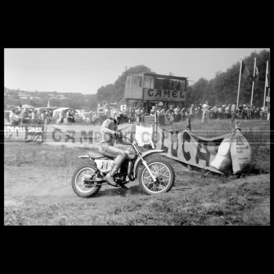Photo M.001170 GERRIT WOLSINK SUZUKI 1975 HAWKSTONE PARK MX MOTO CROSS