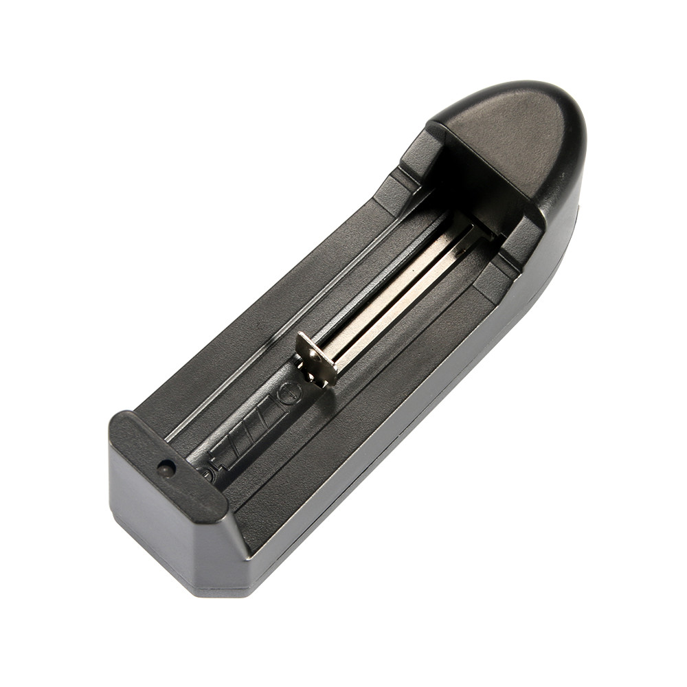 4pcs 16340 3.7v Ultrafire 1800mAH Rechargeable Li-ion Battery RCR123A + Charger