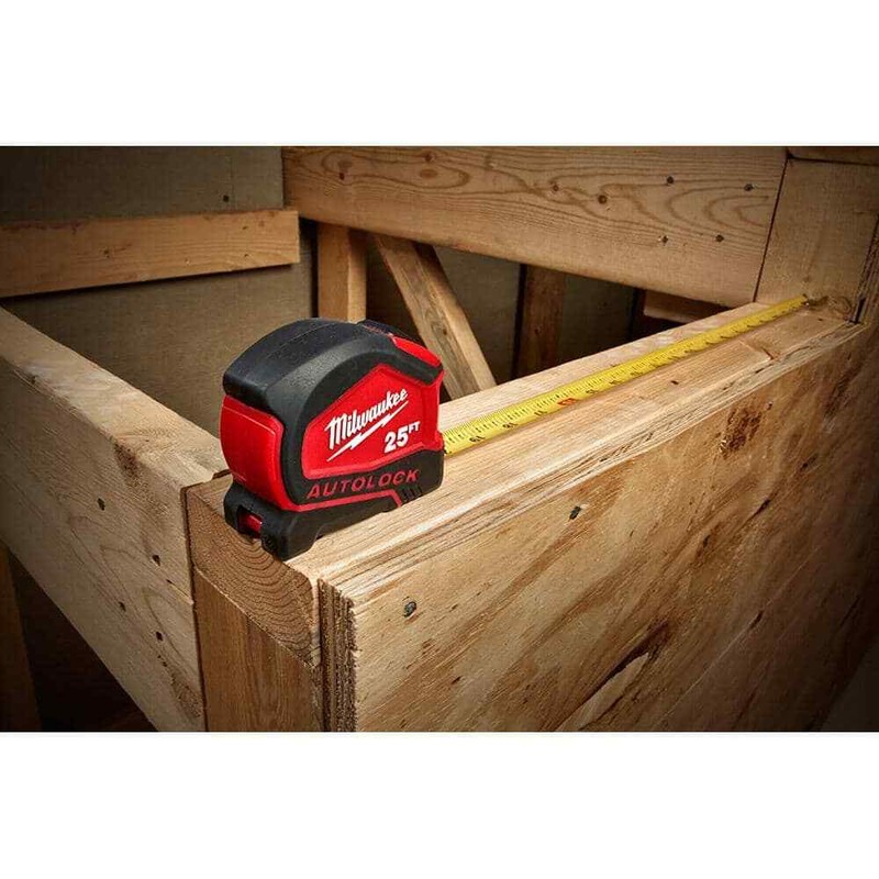 Milwaukee Compact Auto Lock Tape Measure 25 Ft. w/Compact Folding Utility Knife