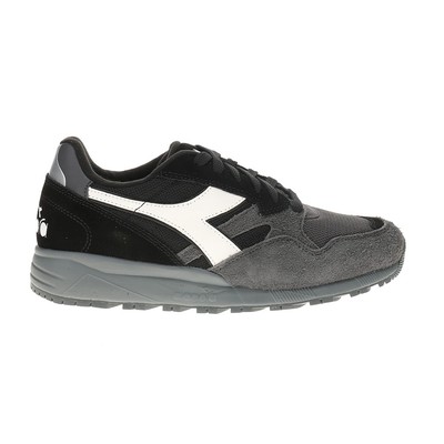 Diadora N902 Hairy Suede Lace Up Mens Black Sneakers Casual Shoes 179800-C0200