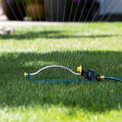 Melnor Oscillating Sprinkler 3,400 sq. ft. Plastic Non-Puddling Watering Action