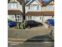 FANTASTIC Parking Space to rent in Sutton (SM3)