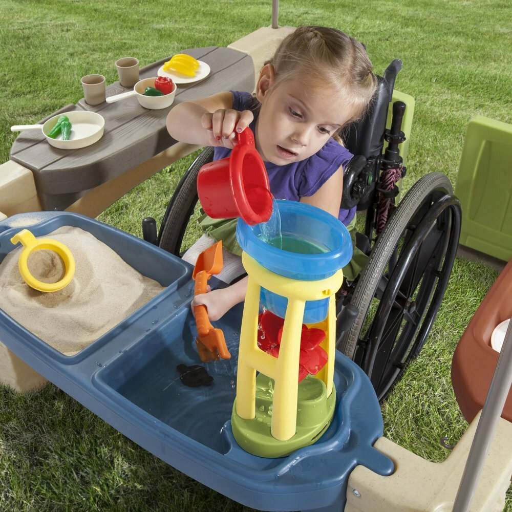Step2 All-Around Playtime Patio with Canopy