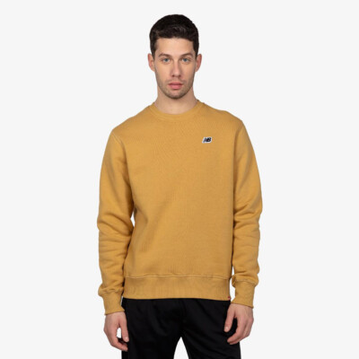 

New Balance Small Logo Crewneck Мужчины золотой час, Коричневый