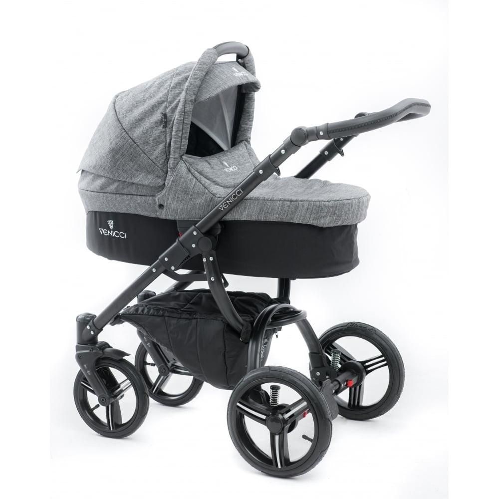 Venicci pram in Runcorn, Cheshire Gumtree