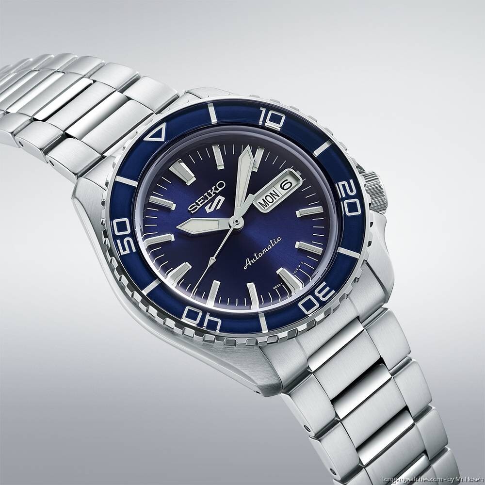 Pre-owned Seiko 5 Sports Srpk97k1 Skx Series Style Blue Dial Analog Automatic Men's Watch
