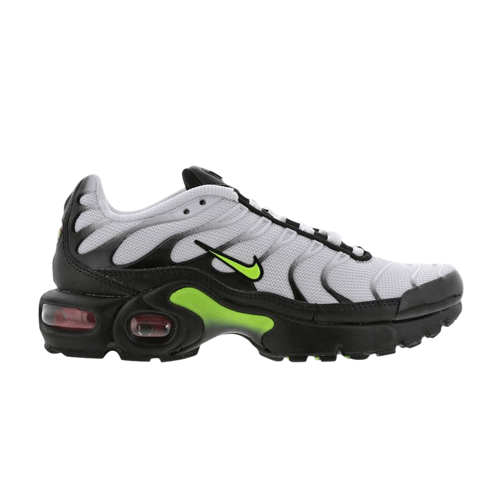 volt green air max plus