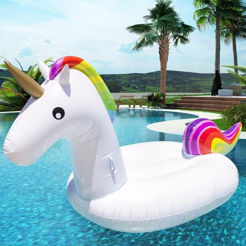 $ 12 DESCRIPCIÓN Flotador colchoneta Gigante hinchable Unicornio para piscina playa diversiónOriginal animal inflable confeccionado con un material vinílico de gran calidad y resistente ante cualquier roce.Su aspecto simula un Unicornio real con su cuerno, ojos y cola.Se recomienda inflar con bomba manual o eléctrica (no incluido).Apto para usar en la playa y/o en la piscina para adultos y niños mayor de 14 años (recomendado). Carga máxima: 120 Kg.¡Túmbate sobre él y empieza a disfrutar del verano!. VALORACIONES 1) Agradeceríamos enormemente tu valoración positiva ya que queda reflejado en nuestro panel de votos y si lo deseas, puedes añadir comentarios a cerca de la compra. 2) Es muy importante para nosotros que los pedidos lleguen dentro de la fecha estimada de entrega. Escoge la correspondiente casilla. 3) Tu satisfacción es nuestra mayor satisfacción, por ello, valorarnos positivamente nos supondrá una motivación extra para mejorar día a día nuestro servicio de atención al cliente. ¿NECESITAS AYUDA?Si surge cualquier incidencia, no dudes ponerte en contacto con nosotros, estaremos encantados de ayudarte.Para saber con detalle las formas de envío y poder consultar el tiempo estimado de entrega, haz click aquí.Si deseas conocer las diferentes formas de pago, haz click aquí.Si deseas conocer nuestra política de devolución, haz click aquí.¿Quieres enterarte de nuestras novedades?, suscríbete a nuestro boletín haciendo click aquí. Copyright ® 2019 Digitech365. Todos los derechos reservados. *NOTA: Reservamos el derecho a rechazar cualquier petición si no cumple con nuestras políticas. Recomendamos a nuestros clientes consultarlas antes de comprar.