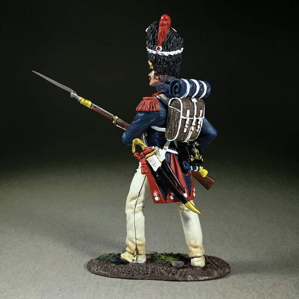 BRITAINS NAPOLEONIC FRENCH 36187 FRENCH IMPERIAL GUARD STANDING DEFENDING
