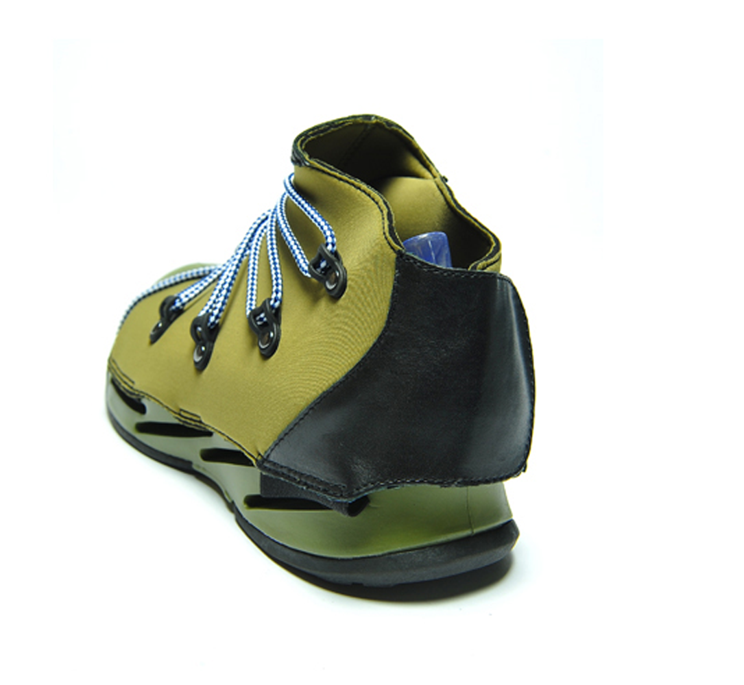 mummy sneakers