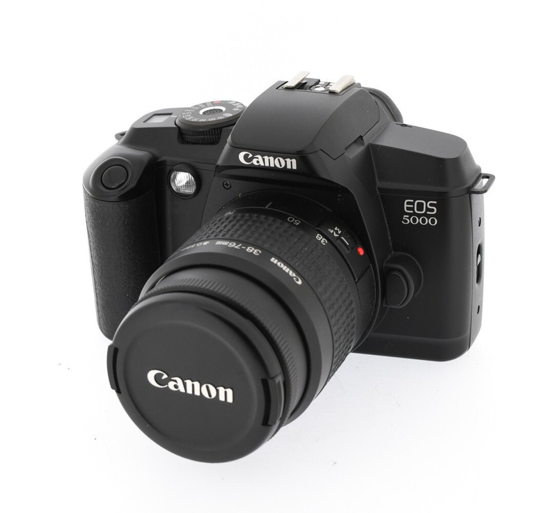Canon  Eos 5000 Avec Objectif Canon Ef 38-76 NumÃ©Ro 8113103 Argentique