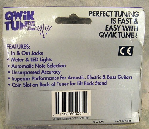 AUTOMATIC GUITAR TUNER ACOUSTIC ELECTRIC OR BASS QUIK TUNE QT-1 HANDS FREE LED